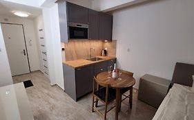 Luxusni Apartman Nedaleko Centra