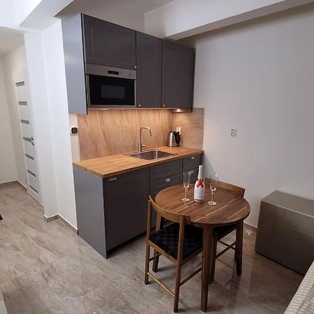 Luxusni Apartman Nedaleko Centra Praga Esterno foto